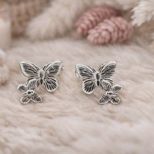 boucles d'oreilles argentées