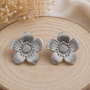 boucles d'oreilles argentées